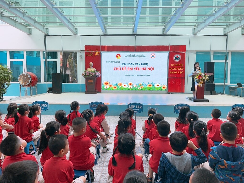 Liên đội trường Tiểu học Ba Đình tổ chức Liên hoan văn nghệ “Em yêu Hà Nội”
