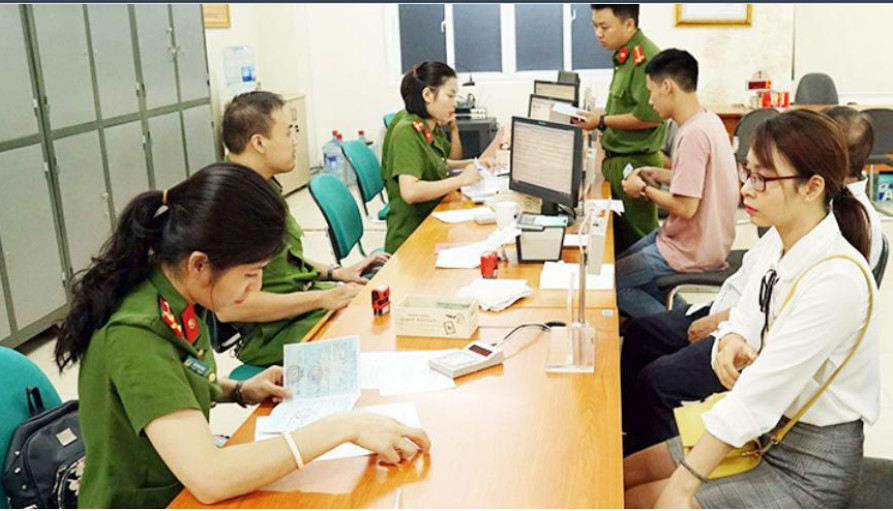 Quận Ba Đình: Hoàn thành 100% cấp CCCD gắn chíp cho công dân từ đủ 14 tuổi