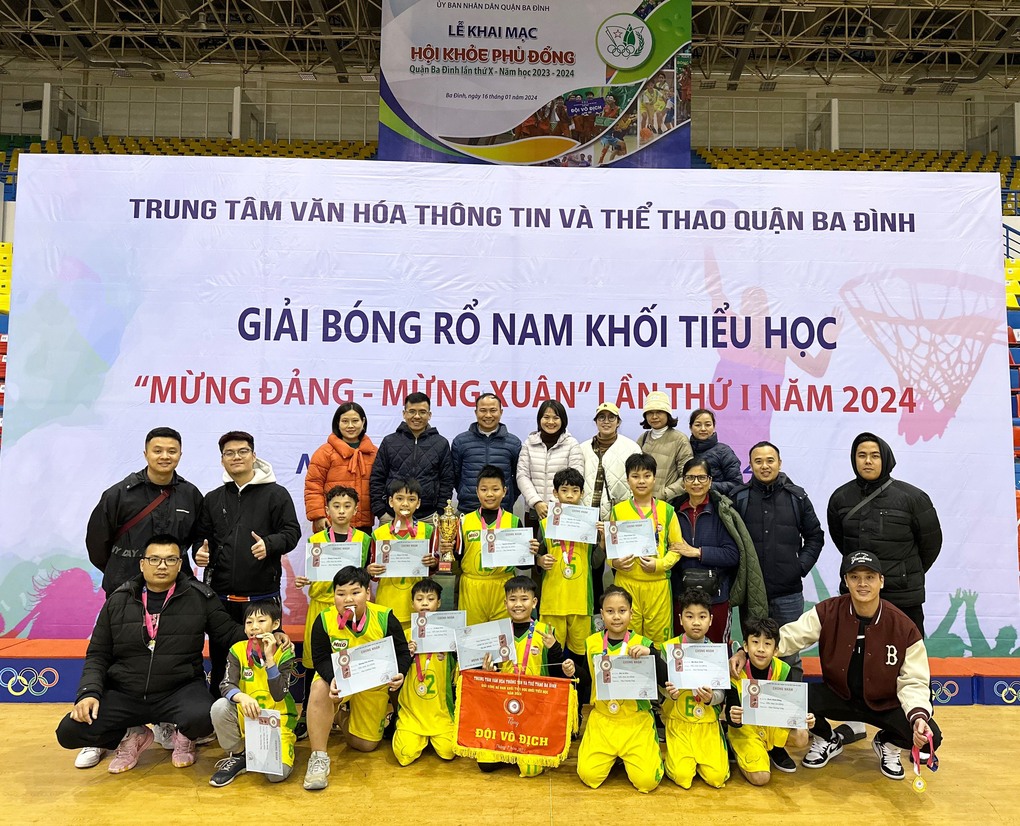 Học sinh trường Tiểu học Ba Đình giành vô địch Giải bóng rổ “Mừng Đảng - Mừng xuân” Quận Ba Đình